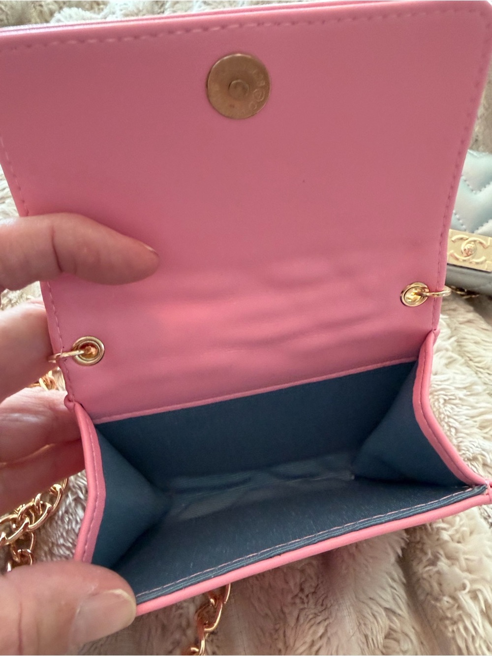 Pink Crossbody Chain Wallet - Picture 3 of 5
